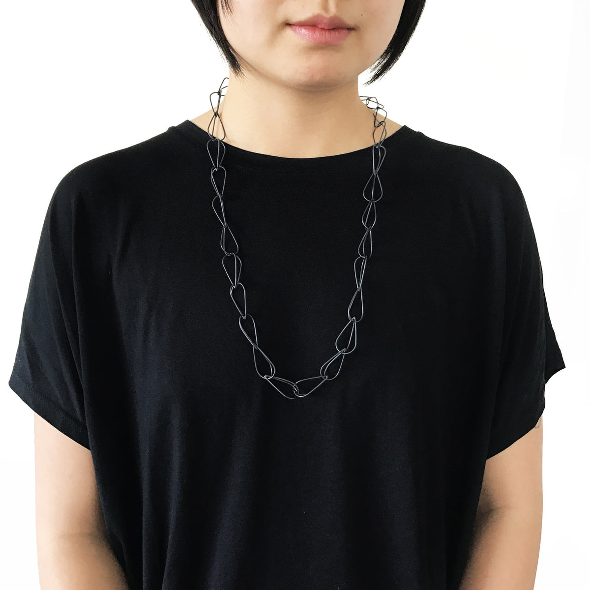 3D Drop shape necklace