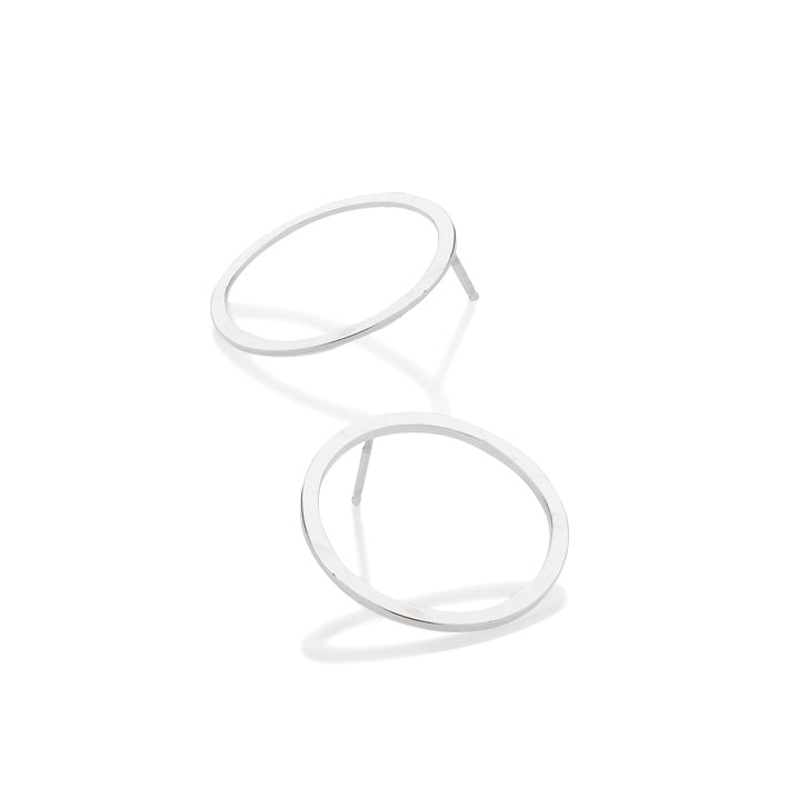 Open circle studs 18mm