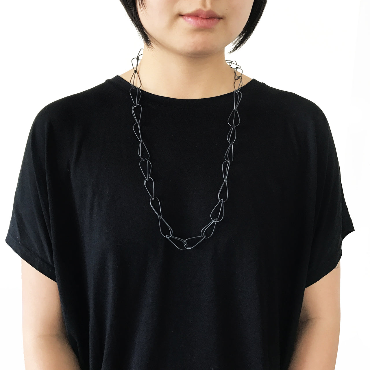 3D Drop shape necklace