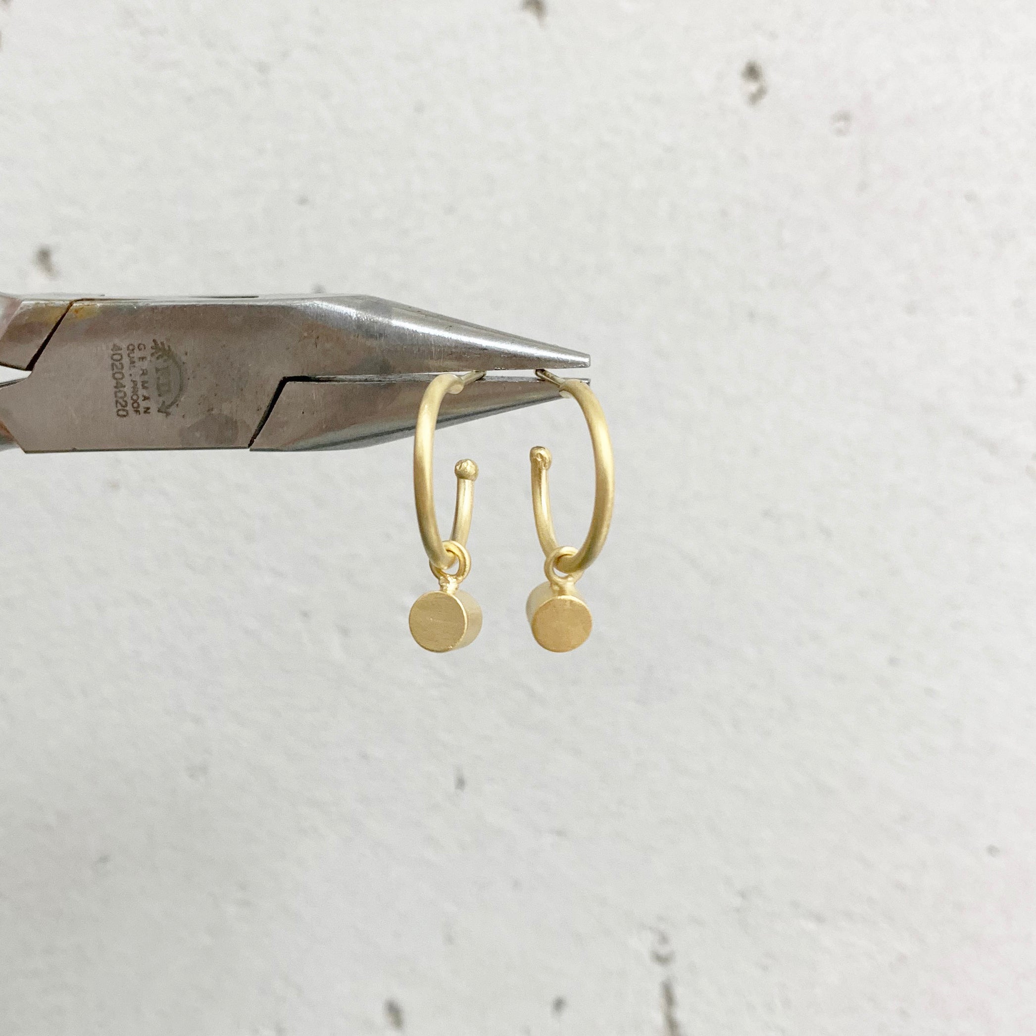 HOOPS w/ HANGING cylinder