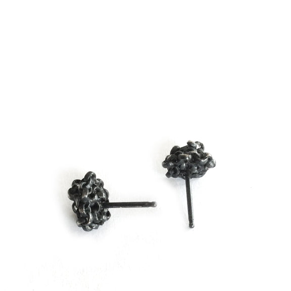 Knot studs