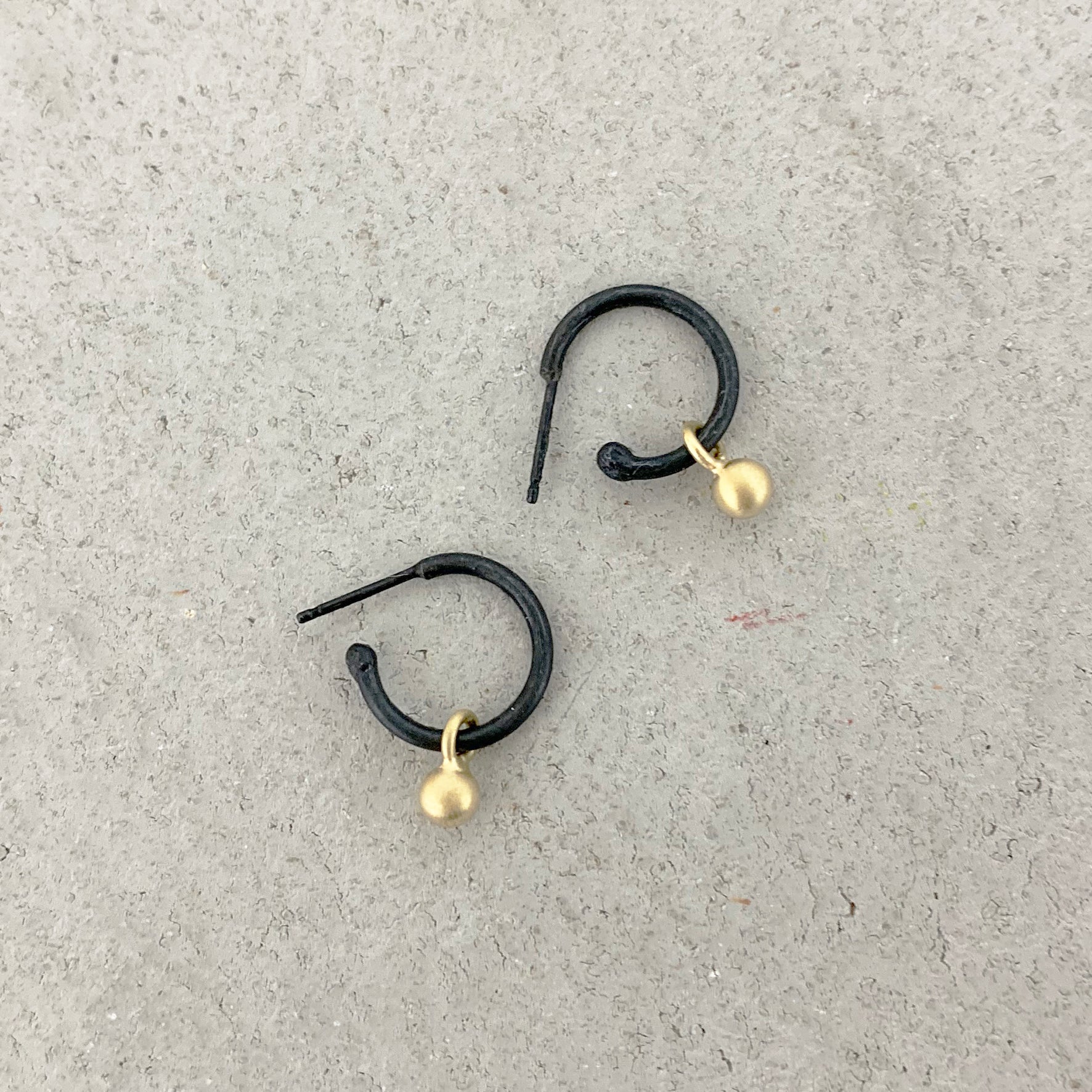 OXIDIZED HOOPS w/ HANGING BALL