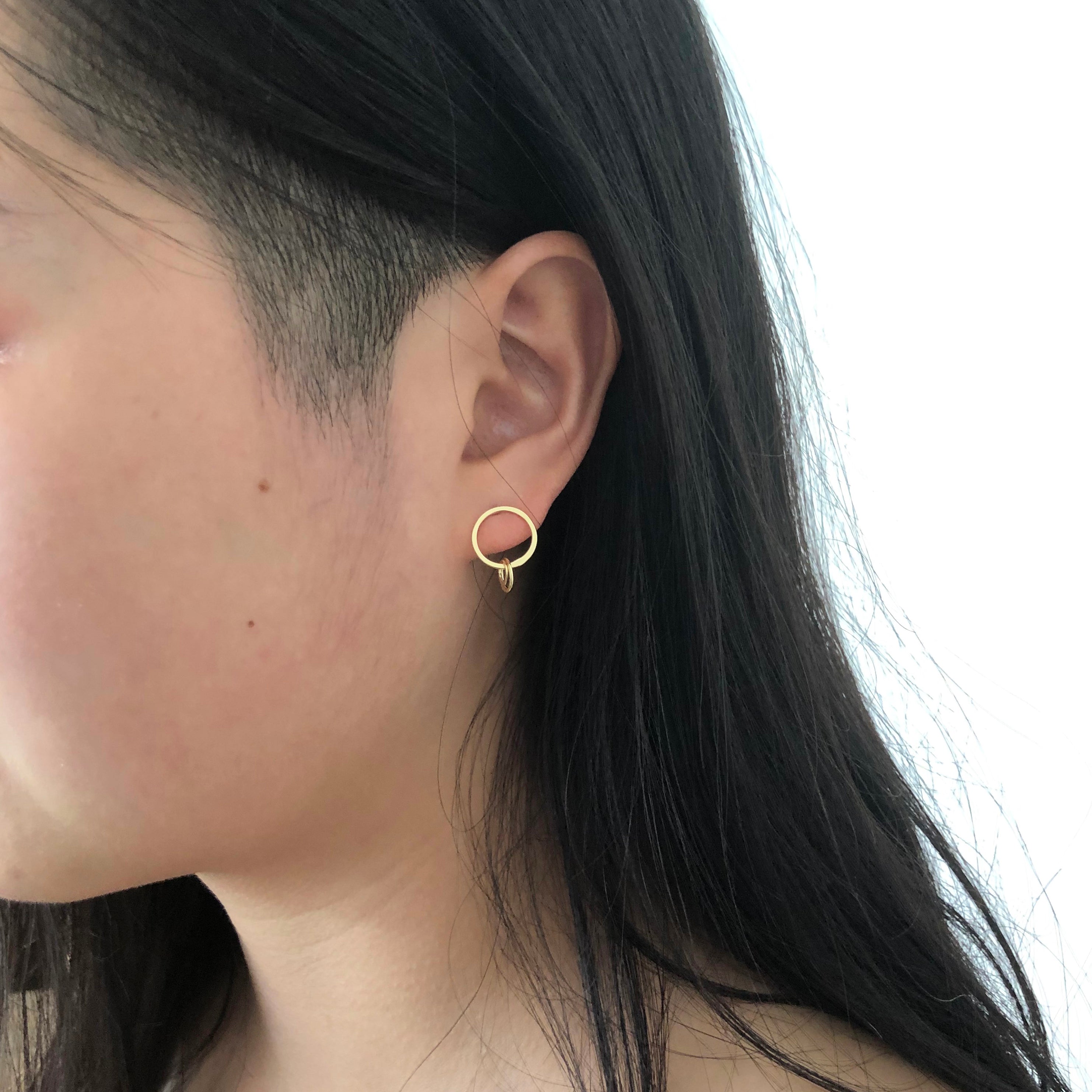 Three pieces circle studs
